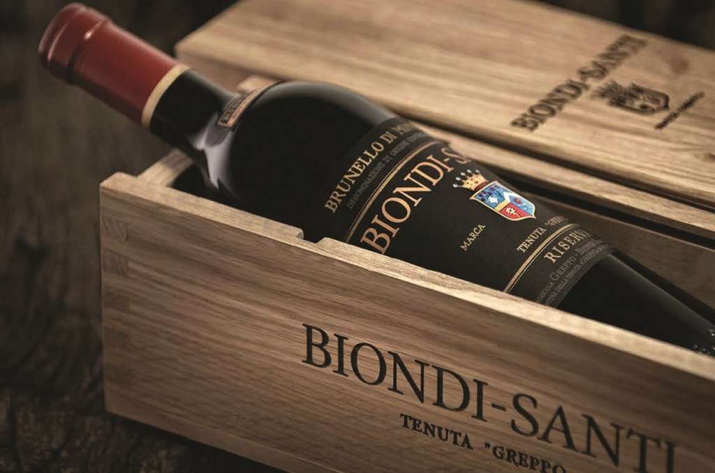 En el Brunello di Montalcino y en el Vino Nobili di Montepulciano: recuerdos a cerezas, moras, frambuesas, violetas, roble, cedro y taninos suaves. / Archivo