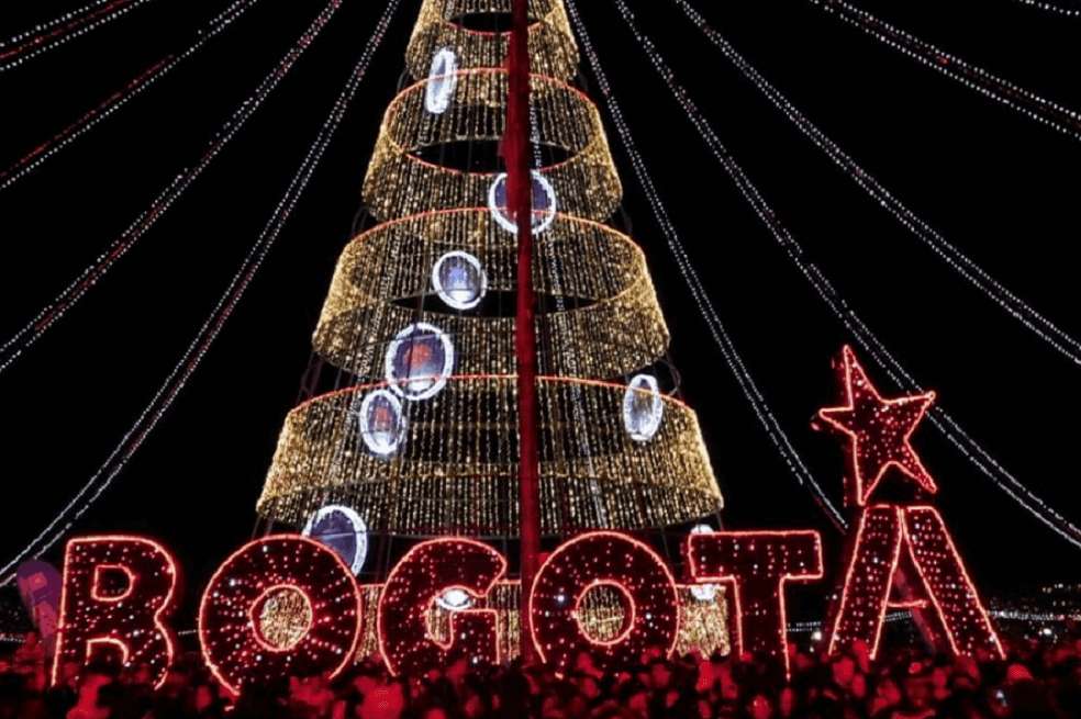 Dentro de los principales puntos se encuentra el parque El Tunal. Allí las personas encontrarán un gigantesco árbol de navidad, de 56 metros de altura, decorado con una estrella de seis metros y 100.000 bombillos led.
/ Alcaldía