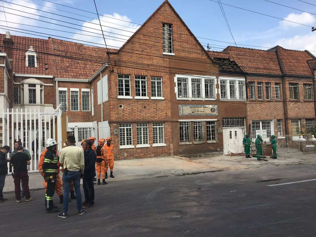 Para las autoridades, este episodio está relacionado con los dos petardos que estallaron en este mismo sector en febrero. / Twitter: @eban8