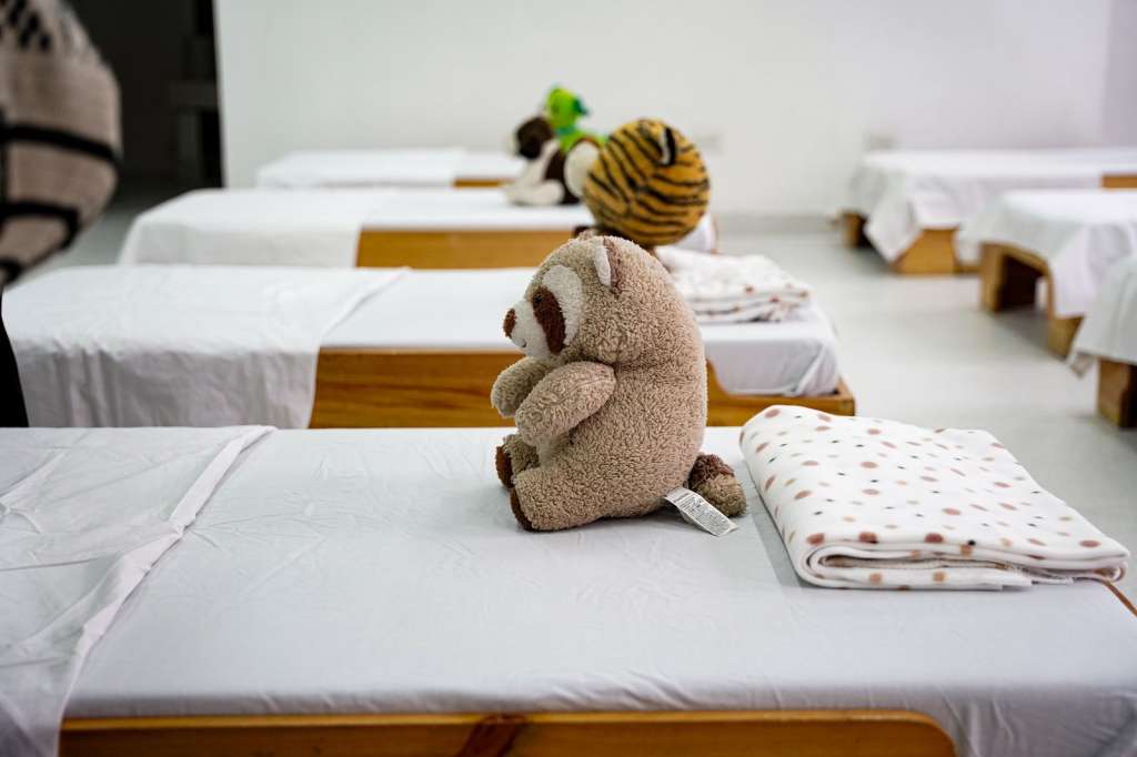 El programa se llama Cariño Nocturno y es destinado a familias que trabajan durante la noche en Cali.