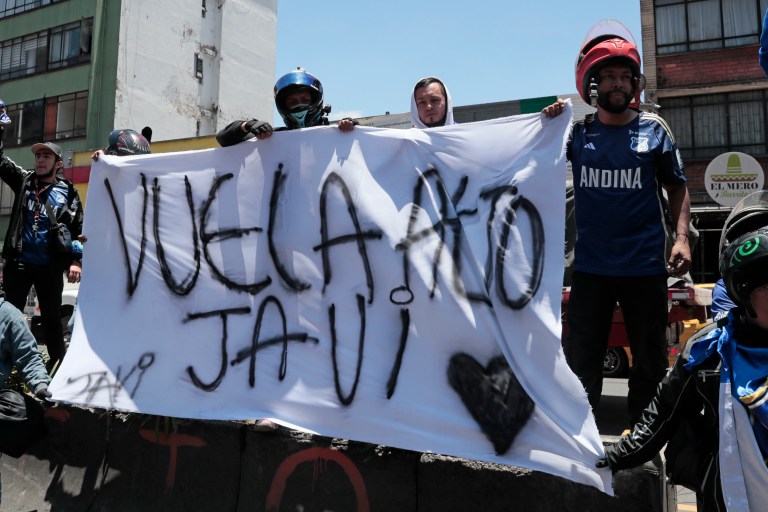 Hinchas de Millonarios convocan velatón en Bogotá en memoria de Javier Acosta