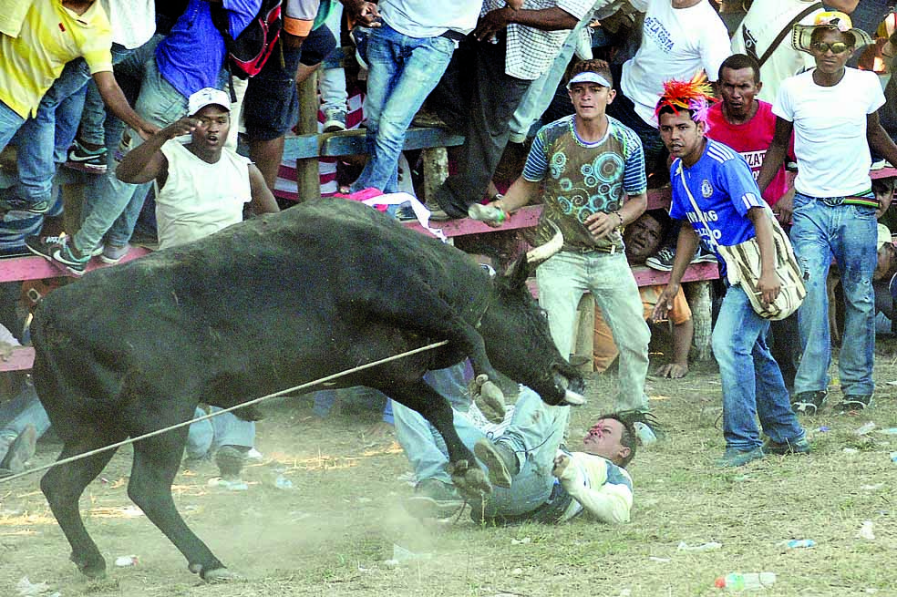 Las fiestas de corraleja, al norte de Colombia son una tradición de más de 300 años   /Archivo.
