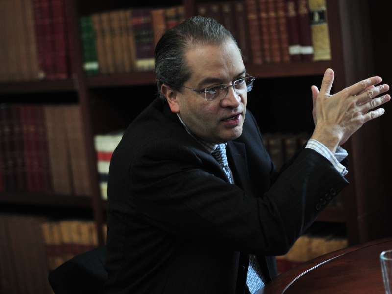 FERNANDO CARRILLO FLORES