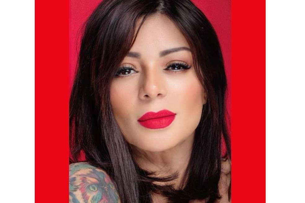 La artista caleña también lució su cabello corto y de color negro. Un look aplaudido por sus seguidores.