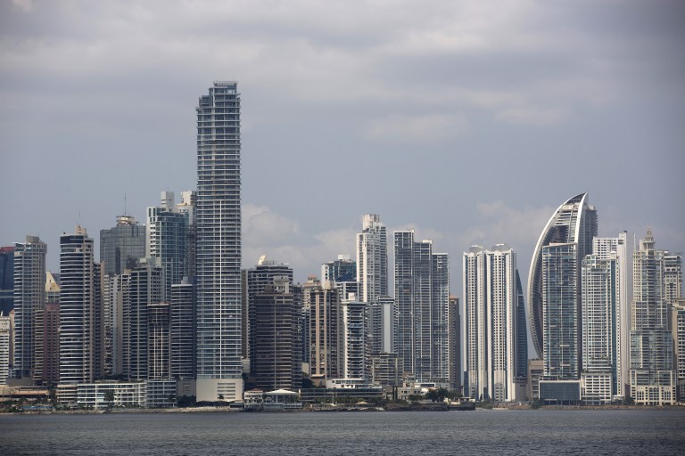 Panamá teme caer en nueva lista de paraísos fiscales