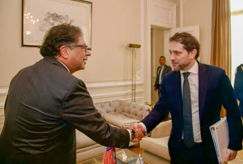 Petro, Leyva y delegados de la Casa Blanca analizan situación de paz total y Venezuela