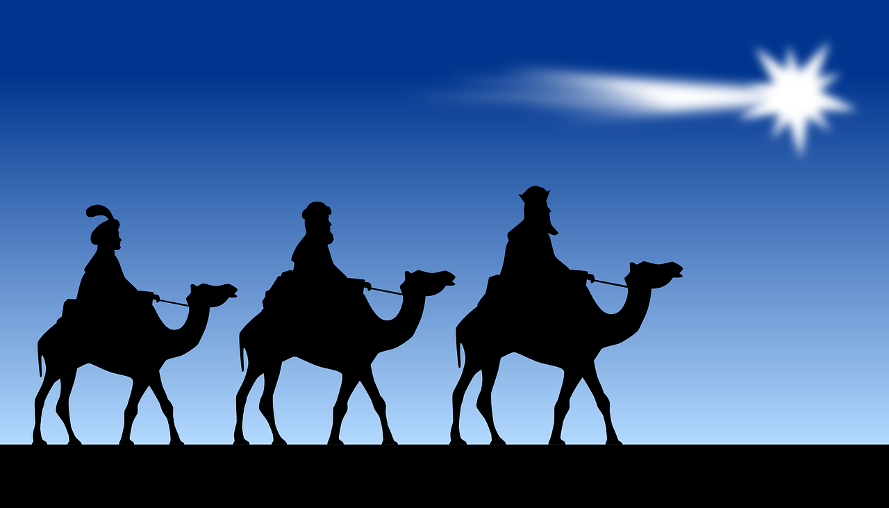 La biblia, libro sagrado del cristianismo, no menciona que eran tres ni reyes.