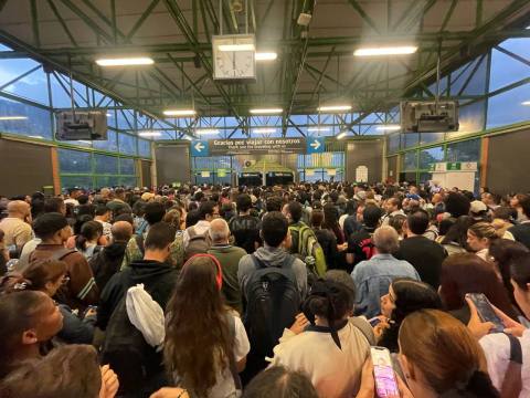 Incidente en el Metro de Medellín generó congestión en la Línea A: esto pasó
