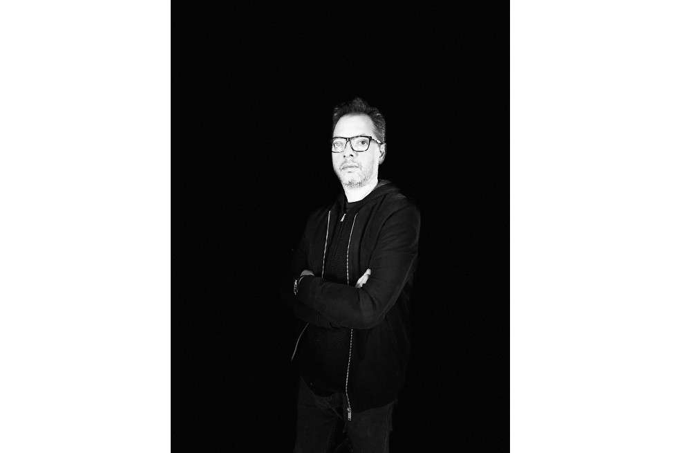 Juan David Correa trabajó como periodista cultural en el periódico El Espectador. A su experiencia también se suman organizaciones como la Cámara Colombiana del Libro, Revista Arcadia y la editorial Planeta.
