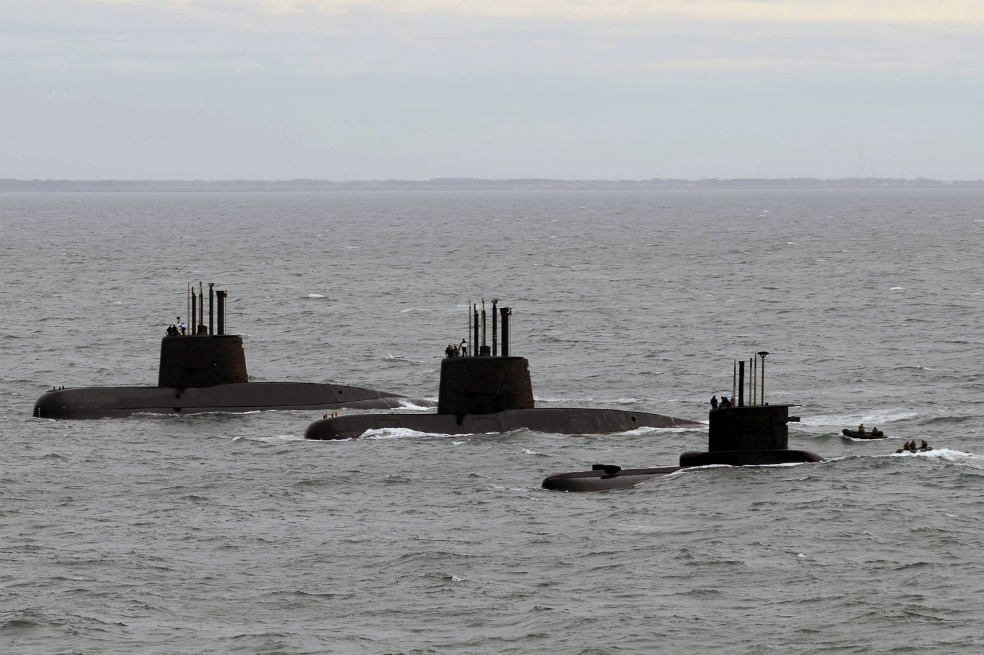El submarino perdió todo contacto el miércoles tras haber partido desde Ushuaia(extremo austral argentino) de regreso a su apostadero en Mar del Plata, 400 km al sur de Buenos Aires. / AFP