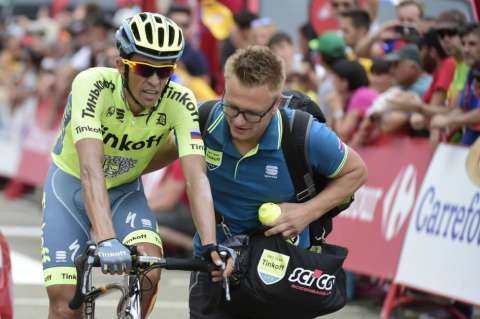 Contador: "Nairo estaba muy contento por el paso que dio para ganar la Vuelta"