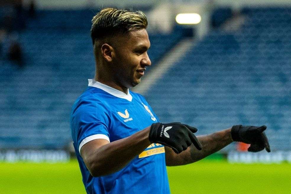 El delantero anotó el segundo gol de la victoria de su equipo en la liga escocesa.