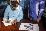 Maduro empieza a reunir 10 millones de firmas para pedir a Obama retractarse
