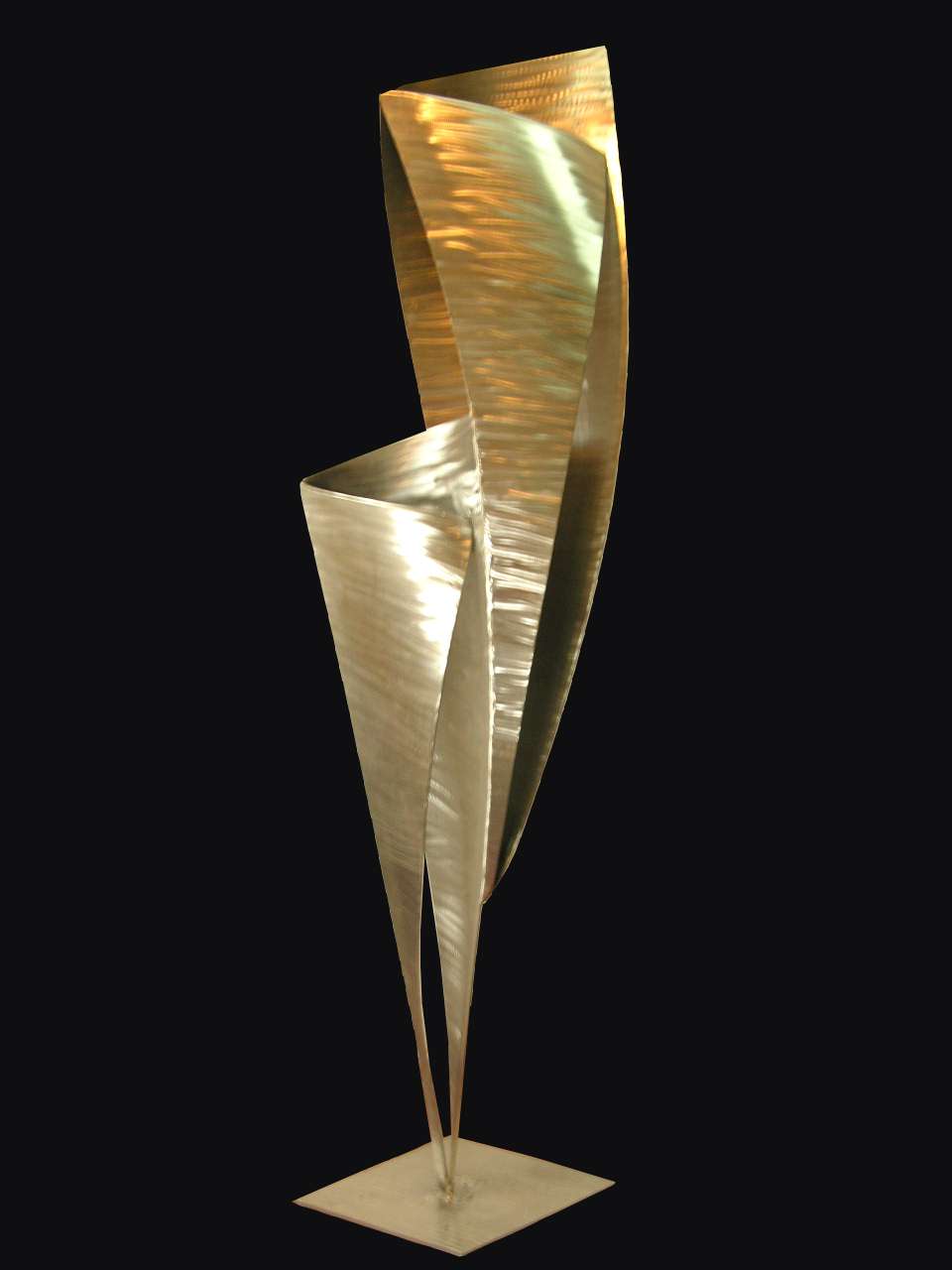 "Espiga". Gabriel Beltrán. Dim. Acero bruñido, 2009.