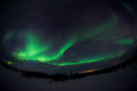 La anomalía que estaría afectando a las auroras australes de la Antártida