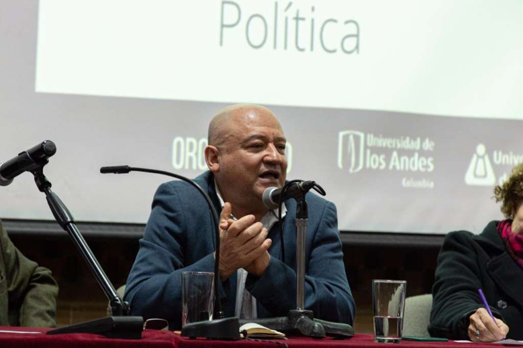 El ex-Farc Julián Gallo durante su reconocimiento por el crímen del profesor Chucho Bejarano en el marco del foro “Verdad, Paz y Formación Política”, en la U. Nacional.