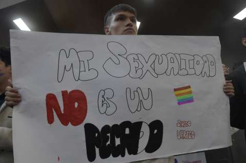 Avanza en el Concejo proyecto que busca proteger infancias LGBTI+ en los colegios