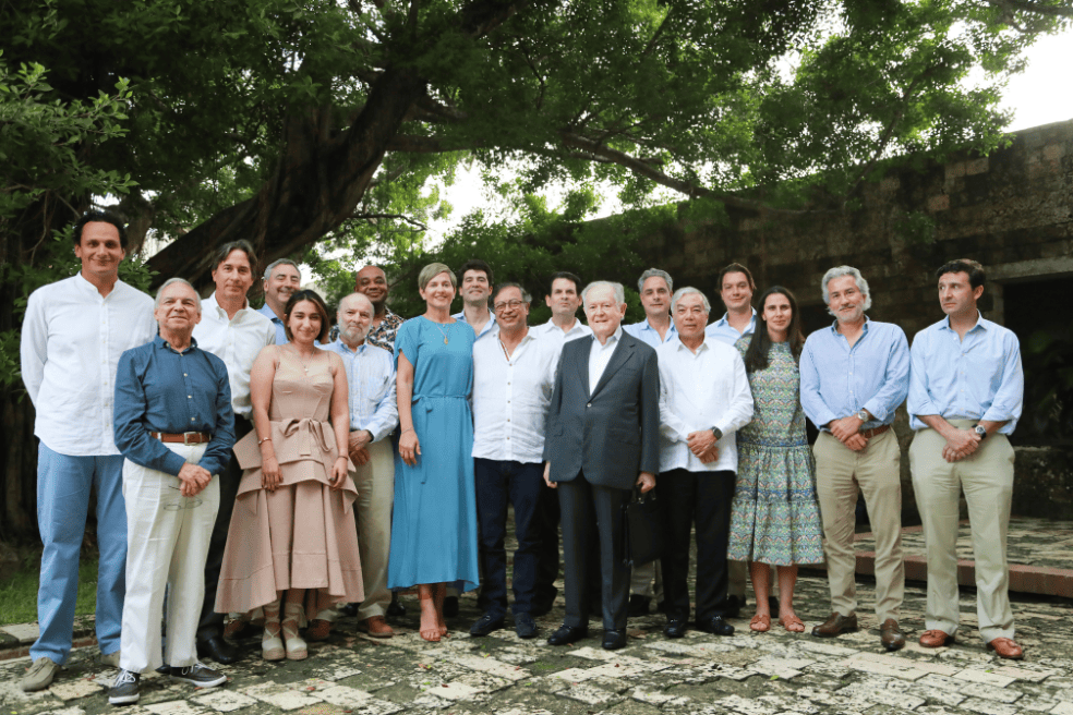 El presidente Gustavo Petro y varias cabezas del poder económico se reunieron este 21 de noviembre ne Cartagena.