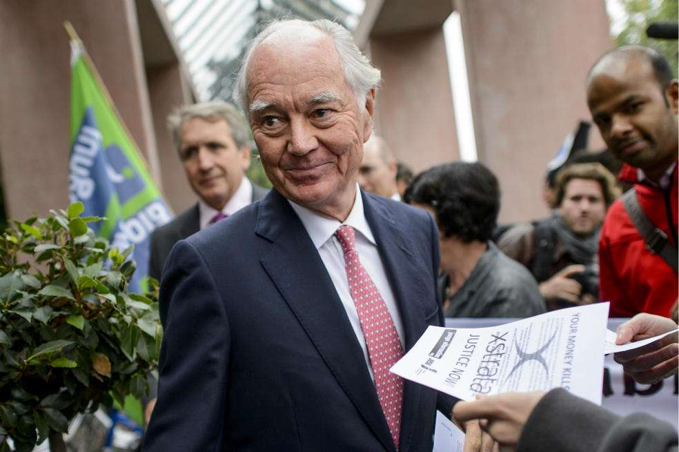 Sir John Bond, jefe de la compañía minera Xstrata. / AFP