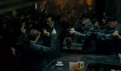 “The Batman”: Enigma muestra su rostro en el nuevo clip de la película de DC