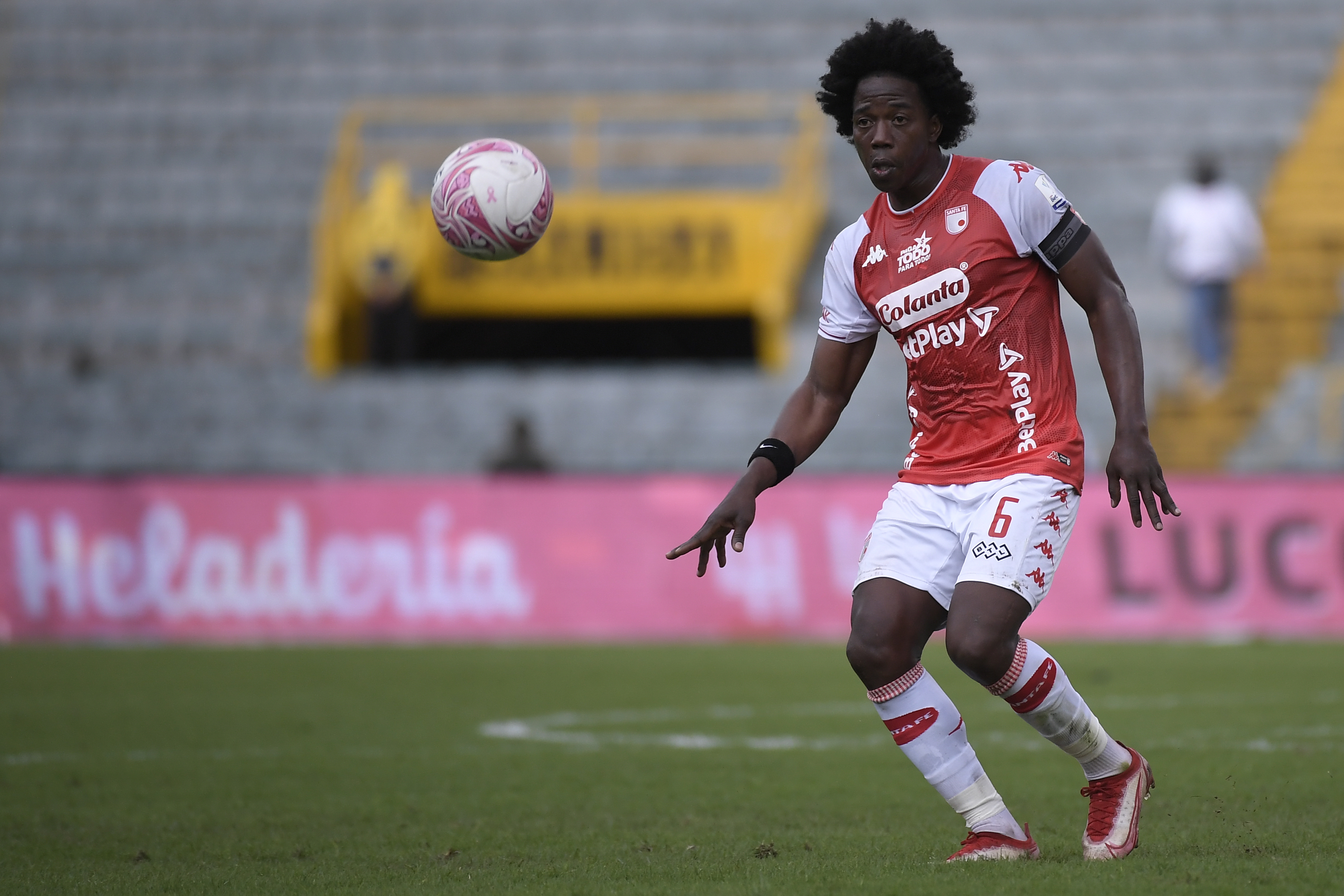 Futbolista colombiano, centrocampista de Santa Fe en el partido ante Once Caldas por la fecha veinte de la Liga Betplay 2022-II.