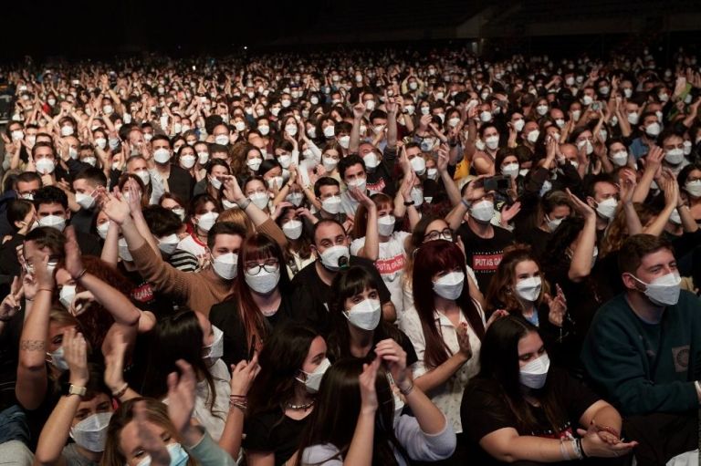 Descuentos en concierto para fans vacunados, la estrategia en EE.UU para promover la vacunación