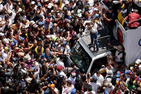 Chavismo habría confiscado el “Edmundomóvil” durante marchas en Caracas