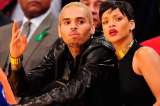 Rihanna arremete contra Chris Brown