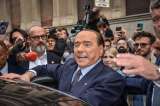 Nuevo escándalo de Berlusconi: prometió un “bus” de prostitutas al Monza