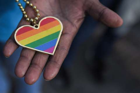 “Nos dieron 24 horas para irnos”: informe revela violencia del ELN contra personas LGBTIQ+