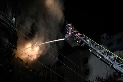 Un incendio en Daca, Bangladés, dejó al menos 44 muertos