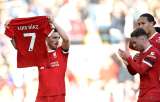 Vea los goles del Liverpool frente al Forest y el conmovedor homenaje a Luis Díaz