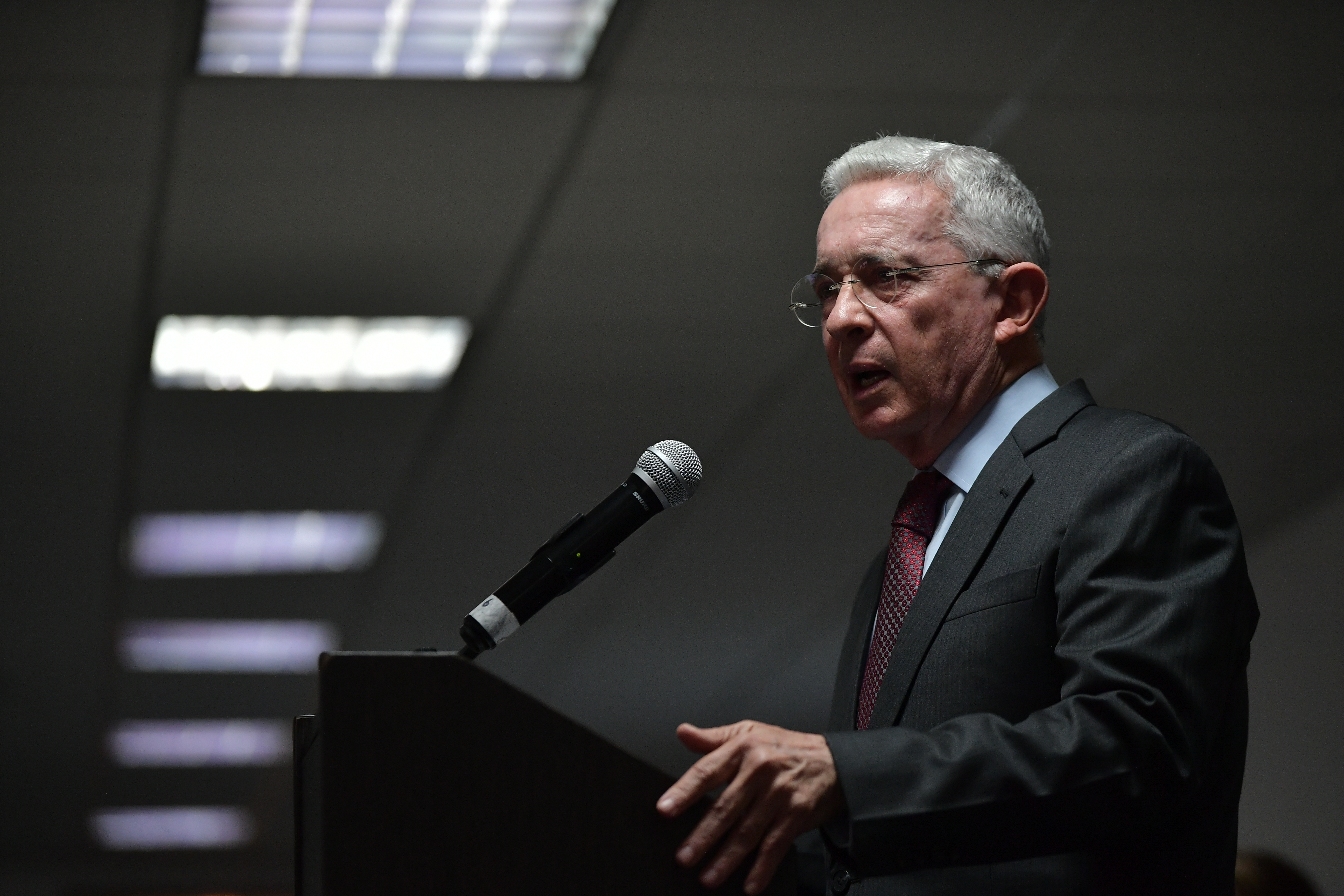 Rueda de prensa de Álvaro Uribe