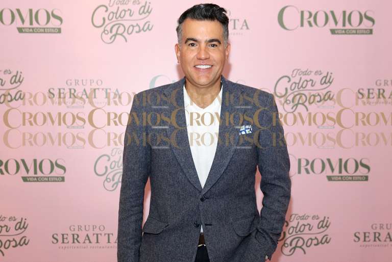 El presentador asistió recientemente al lanzamiento del nuevo portal web de Cromos.