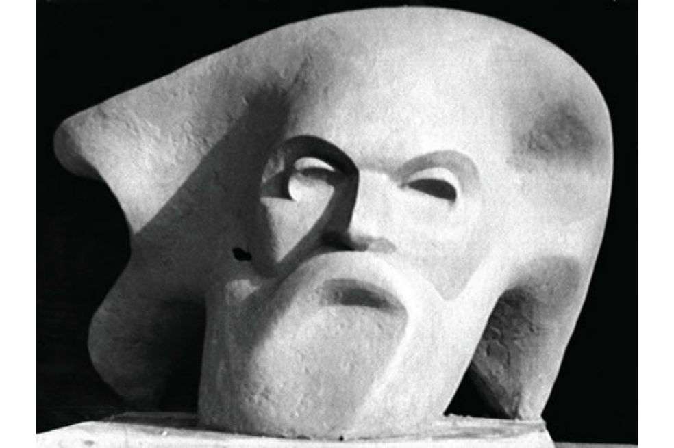 Cabeza de Walt Whitman, escultura en yeso. Autor: Edgar Negret.