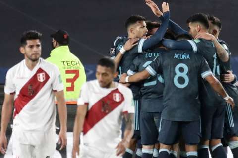 Argentina le ganó a Perú y sigue firme en las eliminatorias a Catar 2022