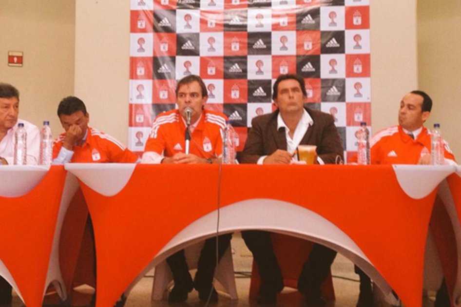 Fernando Velasco presentado como nuevo D.T. de América de Cali. Foto: Andrés Puentes// @ASPuentes