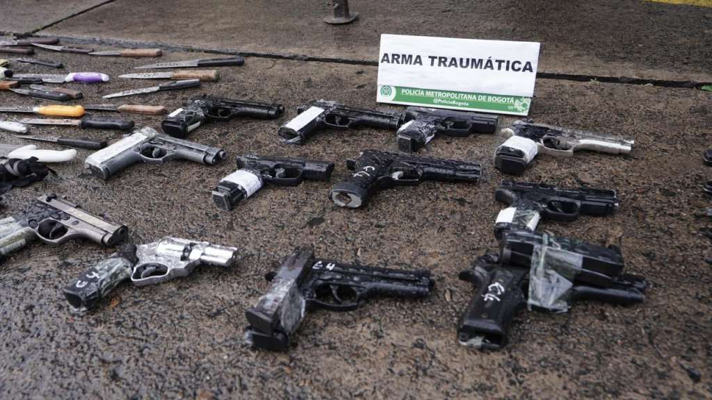 Durante este año se han incautado tres toneladas de armas en Bogotá