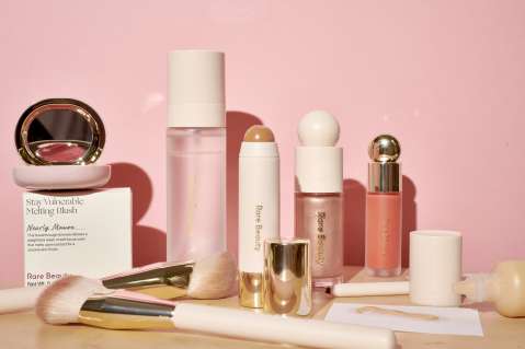 Así fue como el retailer de cosméticos Blush-Bar trajo al país a Rare Beauty