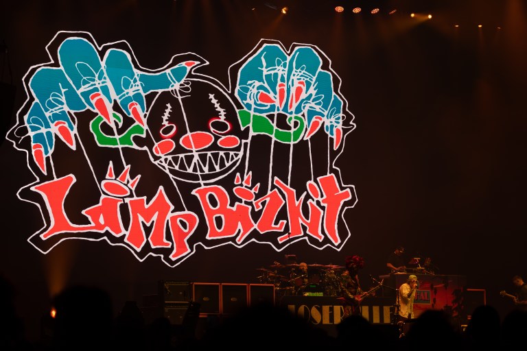 Limp Bizkit tocó en Bogotá, homenajeó a Sam Rivers y festejó “como si fuera 1999”