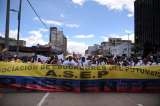 Miles de personas protestan en Estados Unidos contra el porte de armas