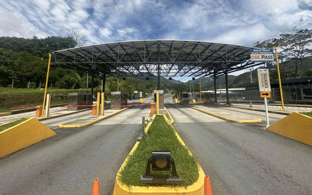 Las nuevas tarifas en los peajes de Cisneros y Puerto Berrío se aplicarán de forma gradual a partir de julio de 2025, como parte de los ajustes pendientes en los contratos de concesión.