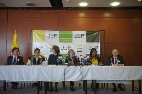 JEP lanza libro sobre el trabajo de sus magistrados