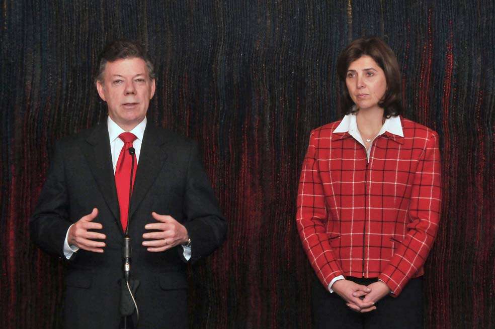 El presidente Juan Manuel Santos y la canciller María Ángela Holguín, el 1º de diciembre de 2010. / Presidencia