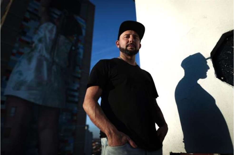 El próximo proyecto de Martín Ron es un mural de cien metros de altura que estará en la avenida Corrientes de Buenos Aires. Será el más grande de América Latina.