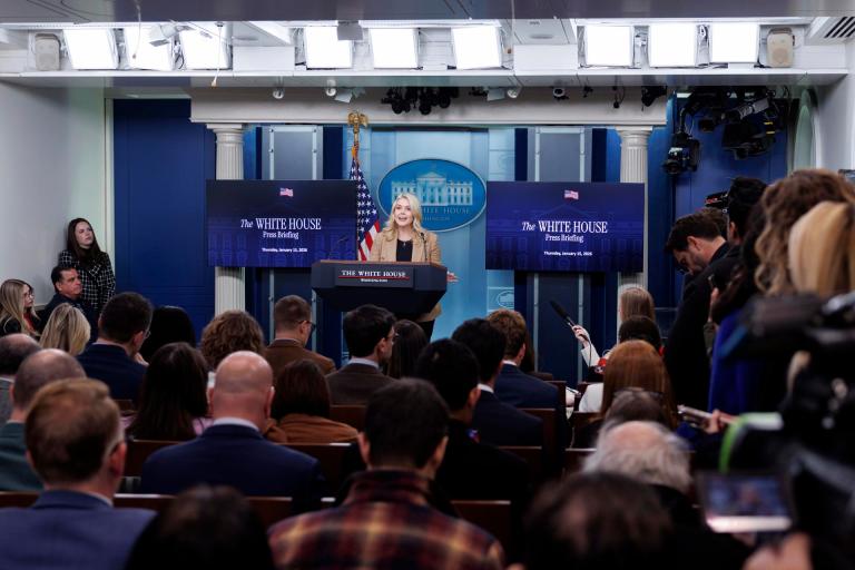 Trump, uno de los peores depredadores de los periodistas, dice RSF