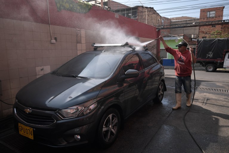 ¿Qué ha pasado con los 400 reportes de despilfarro de agua en Bogotá?