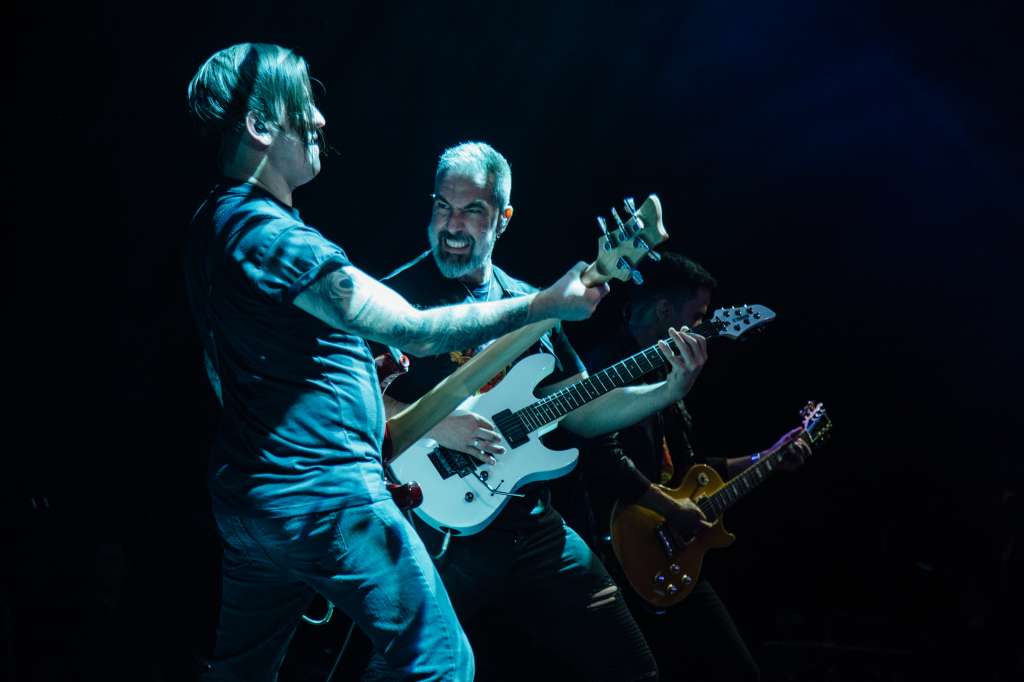 La Fundación 1+1 y la Orquesta Filarmónica de Medellín se unen para realizar el concierto virtual “Rock con propósito”.