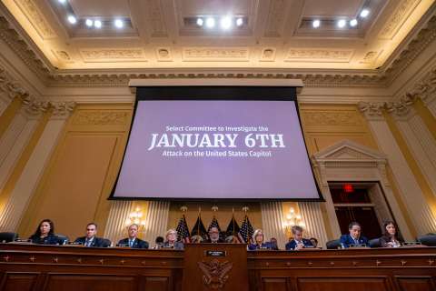 EE. UU.: comité del Congreso recomienda prohibir nueva candidatura de Trump