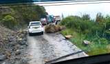 Reportan caída de grandes piedras sobre la vía Bogotá-Choachí